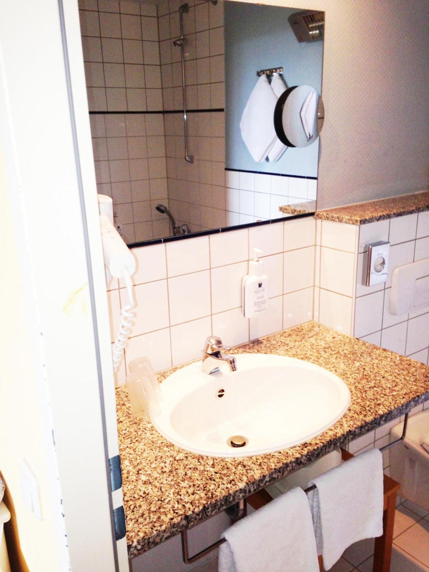 Hotel Am Bühl Eibenstock Zimmer foto